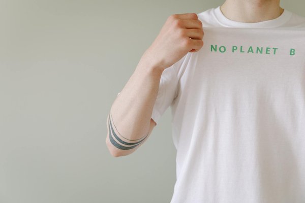 Découvrez les différentes étiquettes idéales pour vos produits cosmétiques