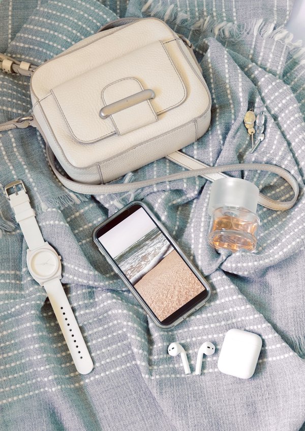 Tendances Accessoires : Les Must-Haves pour Compléter Votre Collection