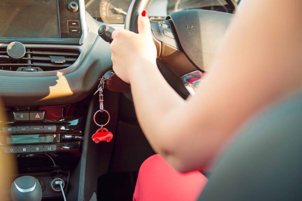 Comment bien choisir sa porte clé voiture?
