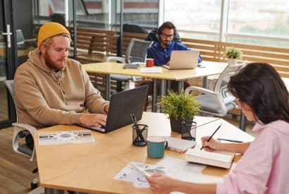 Thumbnail for Espace de coworking: les avantages et les inconvénients pour votre travail